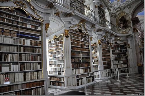  Abadía de Admont: biblioteca más bella del mundo